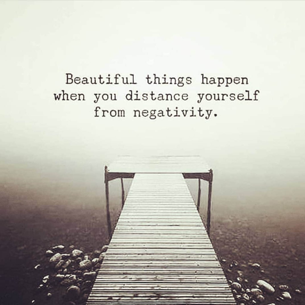 Picture of: Inspiring Life Quotes on Twitter: “Beautiful things happen when